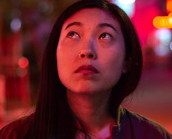 Awkwafina choisie pour jouer dans The Baccarat Queen